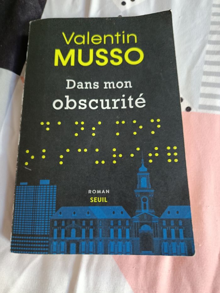 Livre dans mon obscurité de musso