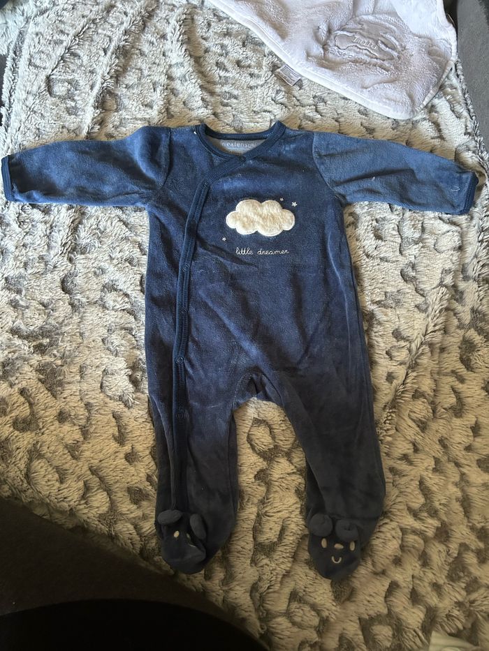 Lot de 4 pyjamas - photo numéro 3