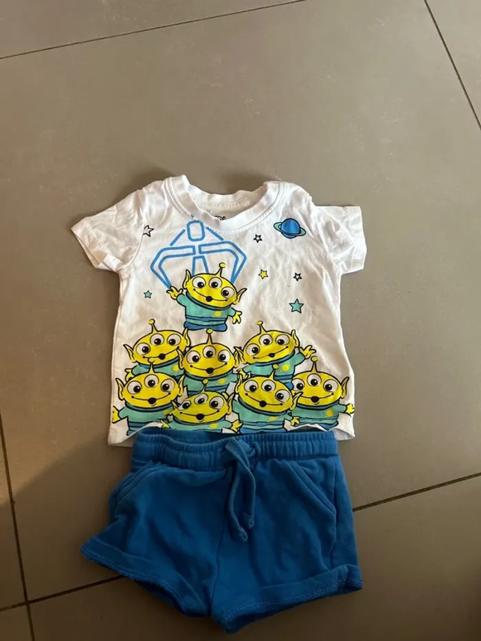 Tenue bébé Disney