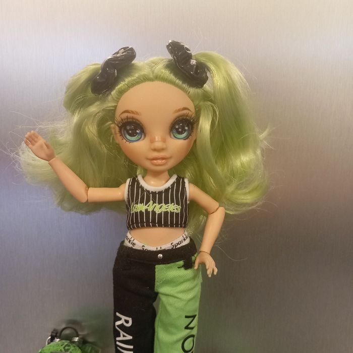 Poupée Rainbow High juniorJade Hunter - photo numéro 2