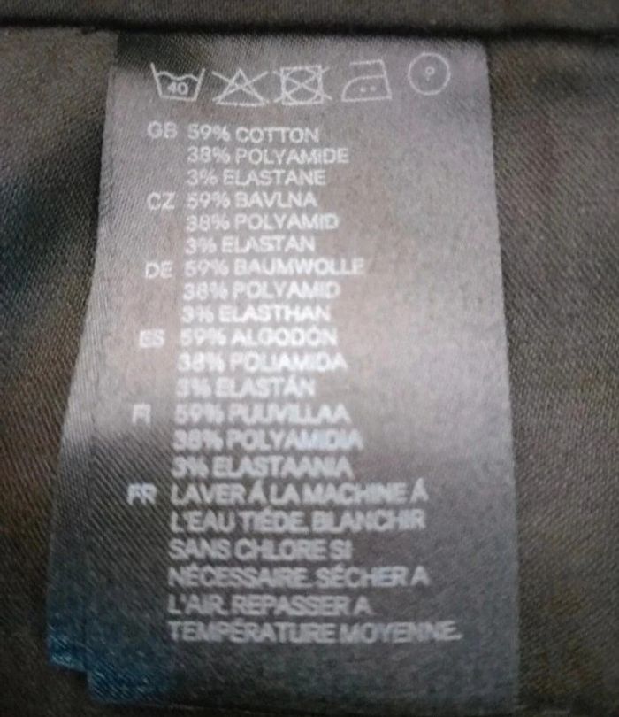 Short chic avec revers femme.38. - photo numéro 4