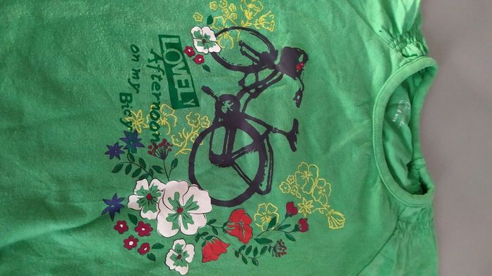 Lot de tee-shirts fille en 4 ans - photo numéro 7