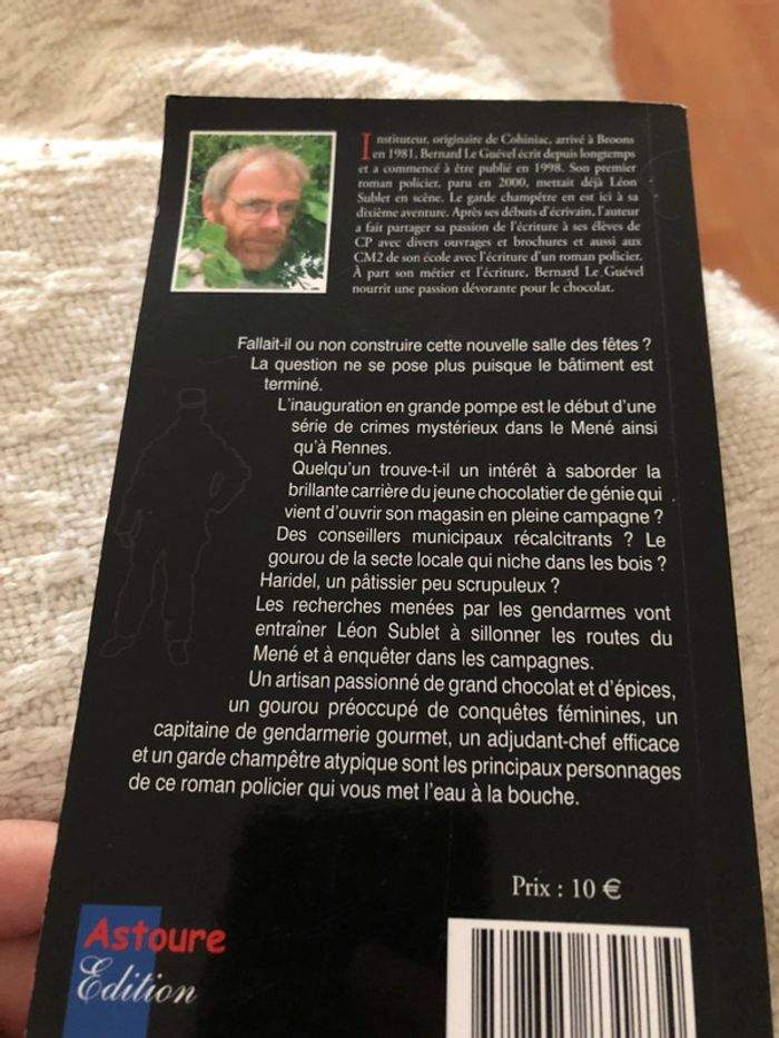 Le mène broie du noir - photo numéro 4