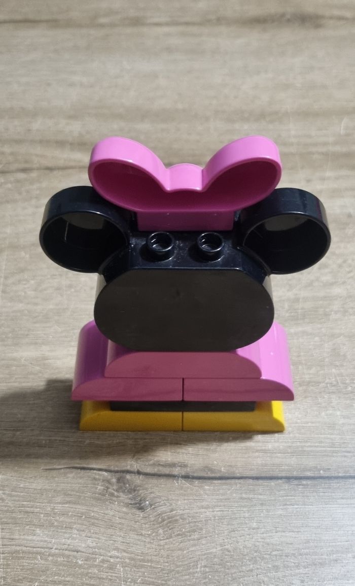 Ma 1ère Minnie à construire Lego Duplo - photo numéro 5