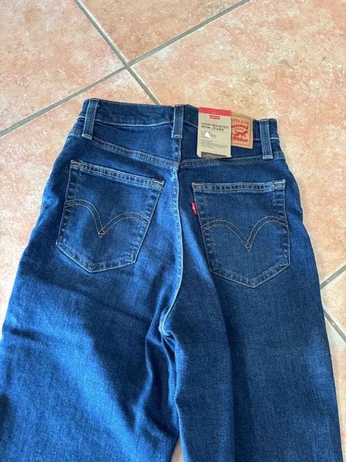 Jean levis bleu High waisted mom jean - photo numéro 3