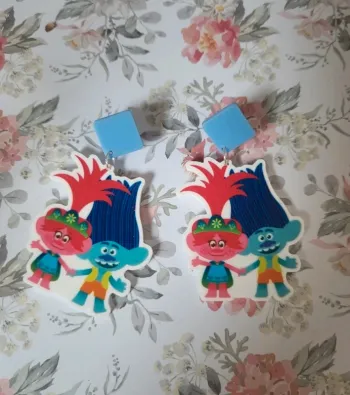 Boucles d'oreilles les trolls