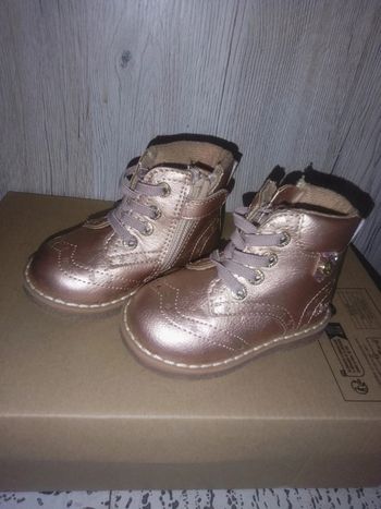 Paire de chaussures p:19
