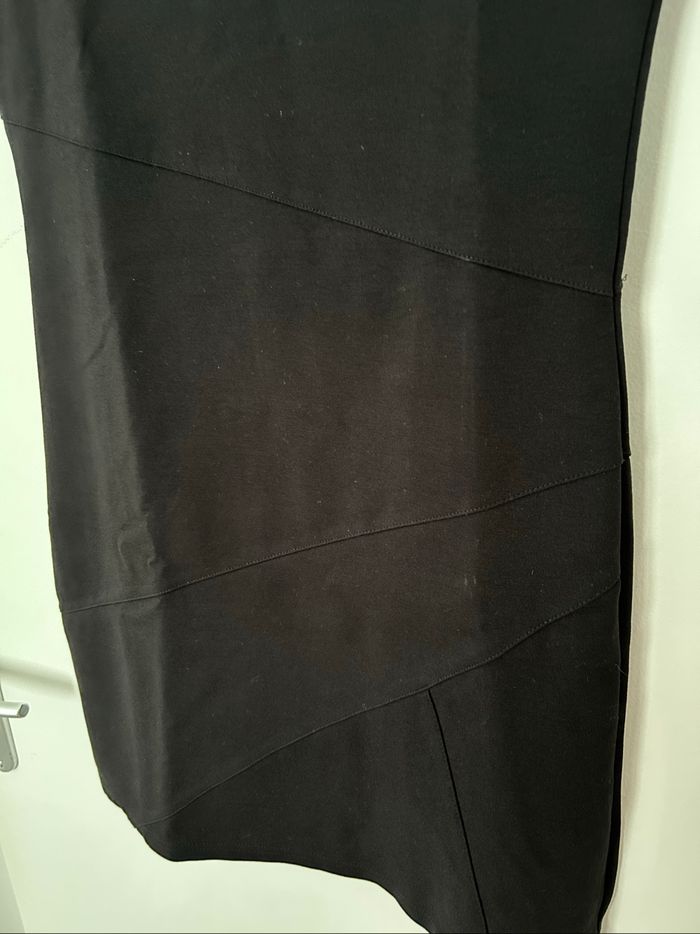 Petite robe noire moulante épaisse décolleté Cache Cache 40 - photo numéro 2