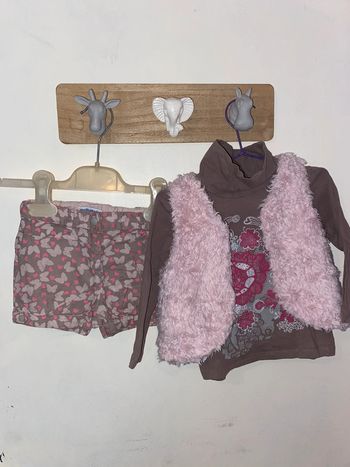 Ensemble short/t-shirt et gilet fausse fourrure, 18-24 mois, Vertbaudet/Orchestra/Kookaï.