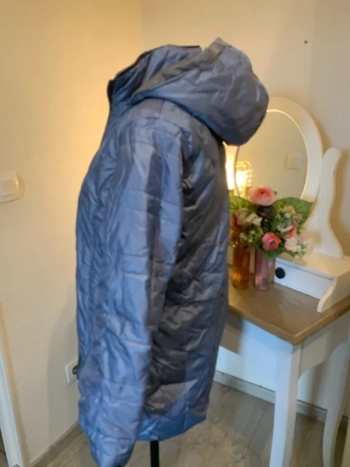 Veste doudoune à capuche femme neuve - photo numéro 2