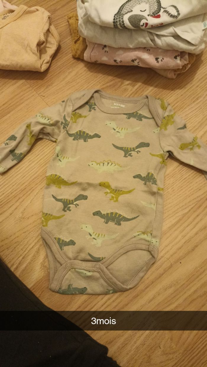 Vêtement fille 0-1-3mois - photo numéro 9