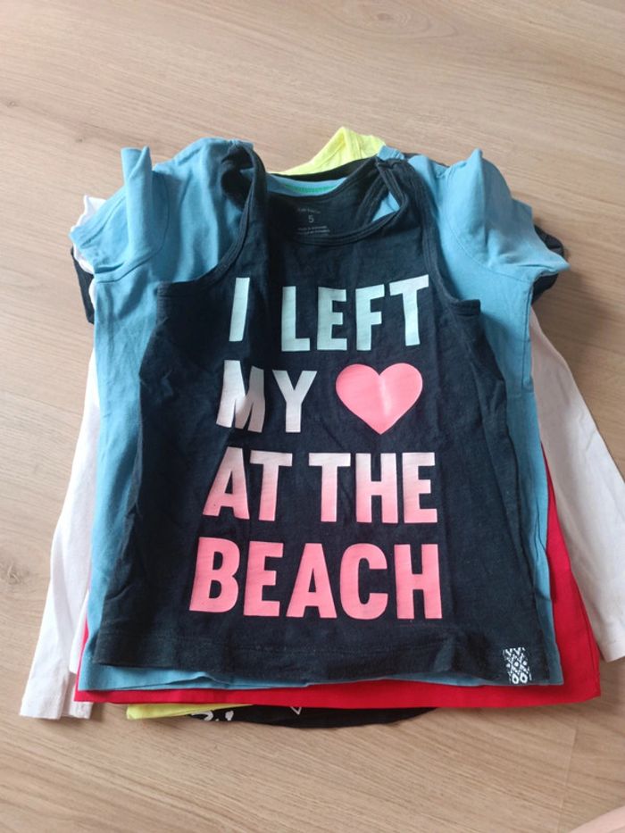 🔥 LOT 8 tshirts fille taille 5/6 ans - photo numéro 9