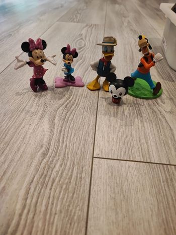 Lot figurines Mickey