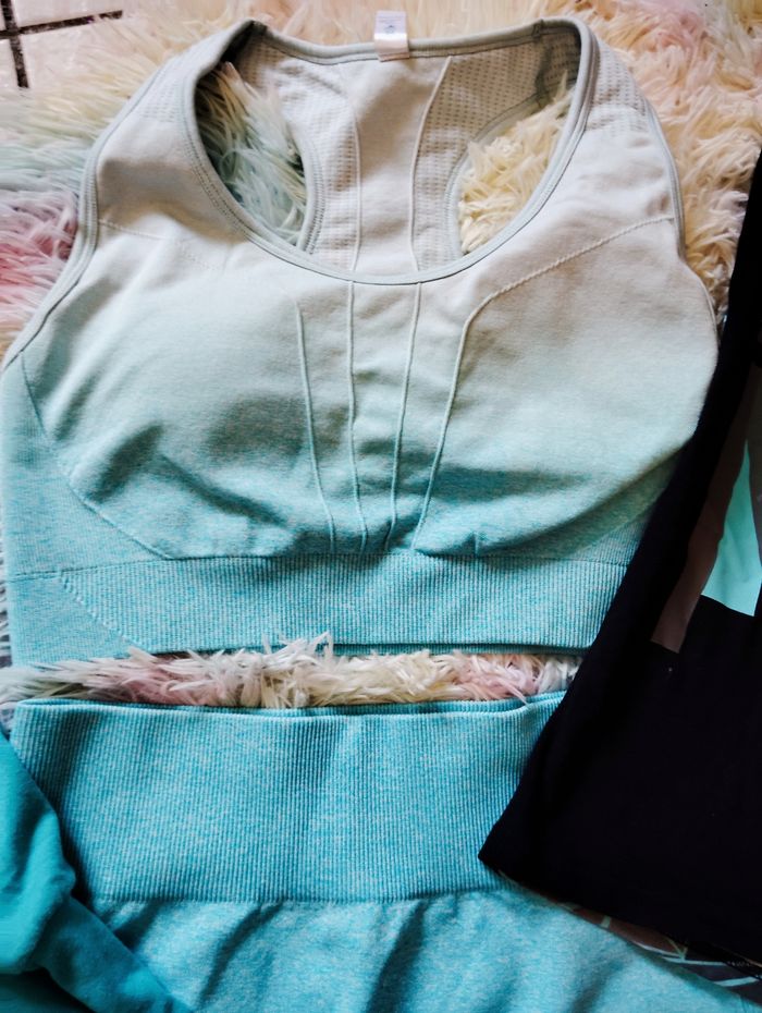 Lot Zumba S short débardeur brassière ensemble - photo numéro 5