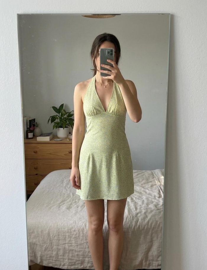 Robe dos nu Divided/H&M jaune fleurie - photo numéro 1