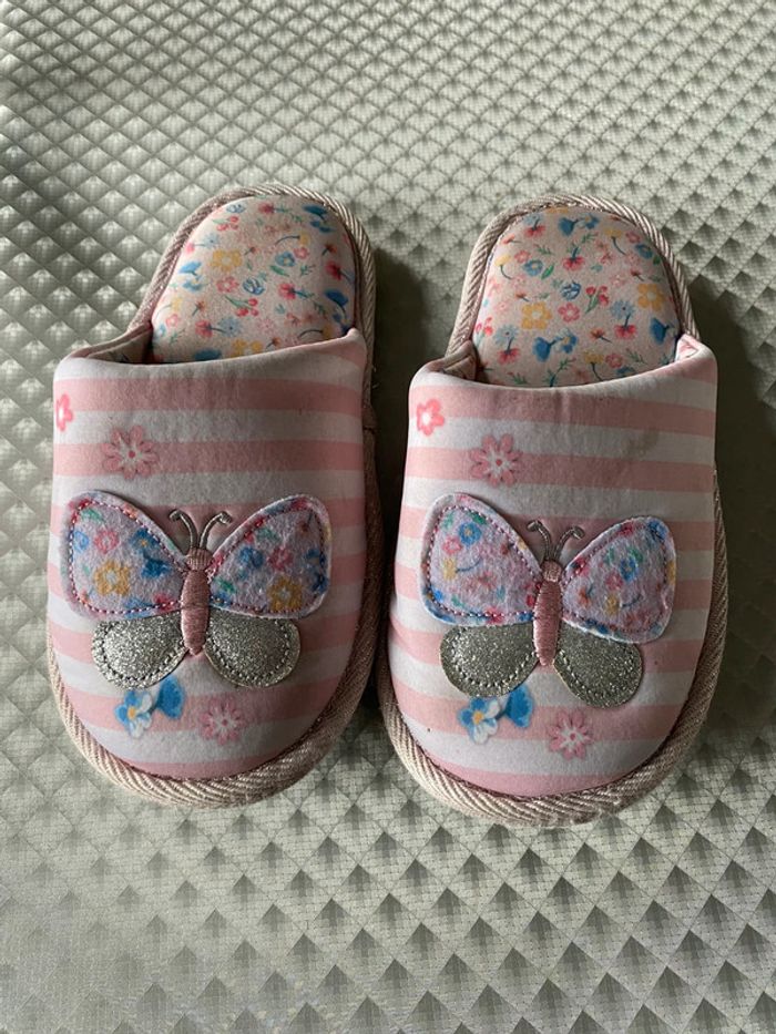 Pantoufles papillon - photo numéro 5