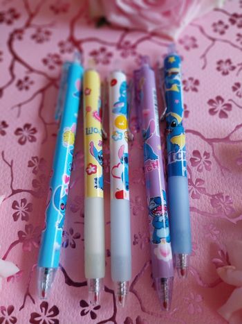 Stylos encre noire stitch 1e50 pour 1