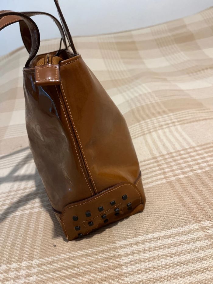 Magnifique sac à main laqué marron pour 2 euros seulement - photo numéro 8