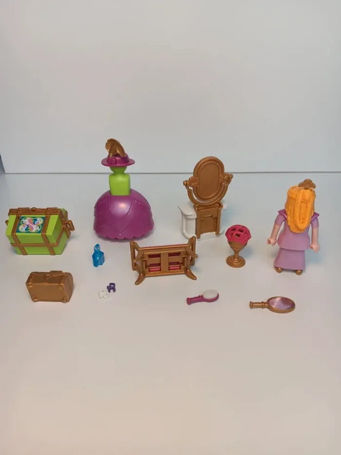 Lot figurines playmobil salon de beauté princesse - photo numéro 3