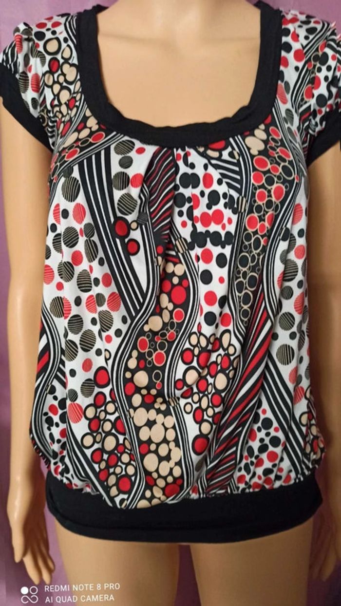 Top haut  tee shirt  rouge et noir taille 38 - photo numéro 3