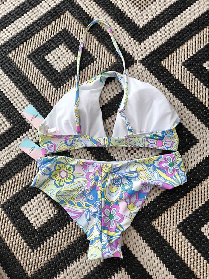 Maillot de Bain Fleuri Taille S 36 - Neuf - photo numéro 2