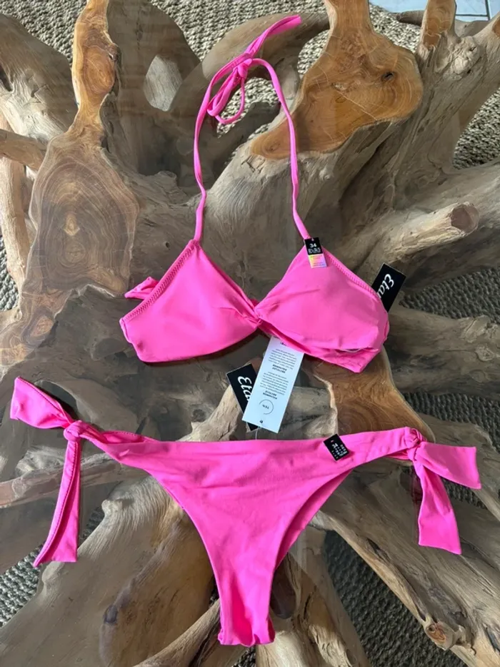 Maillot de bain Etam 2 pièces rose brésilien triangle