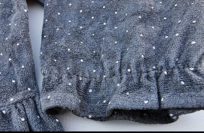 Pull 4 ans fille acheté dans une boutique indépendante - photo numéro 3