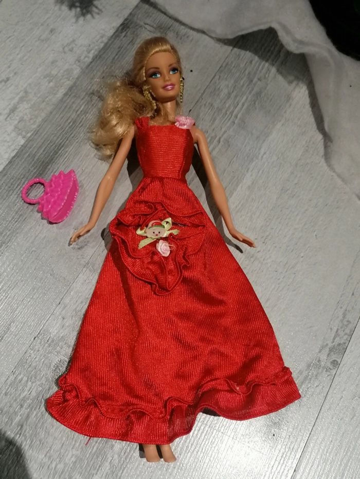 Barbie glamour chic 👧🏻 - photo numéro 12