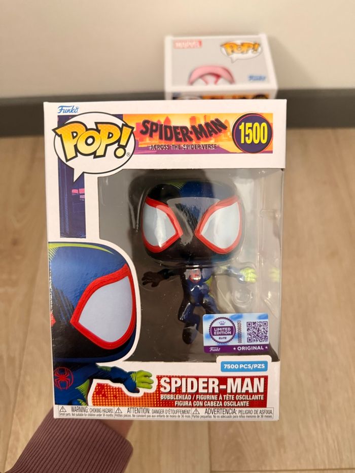 Duo Funko Pop! Spider Gwen & Spider Man (Miles Morales) - photo numéro 4