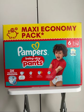 74 couches pampers pants taille 6
