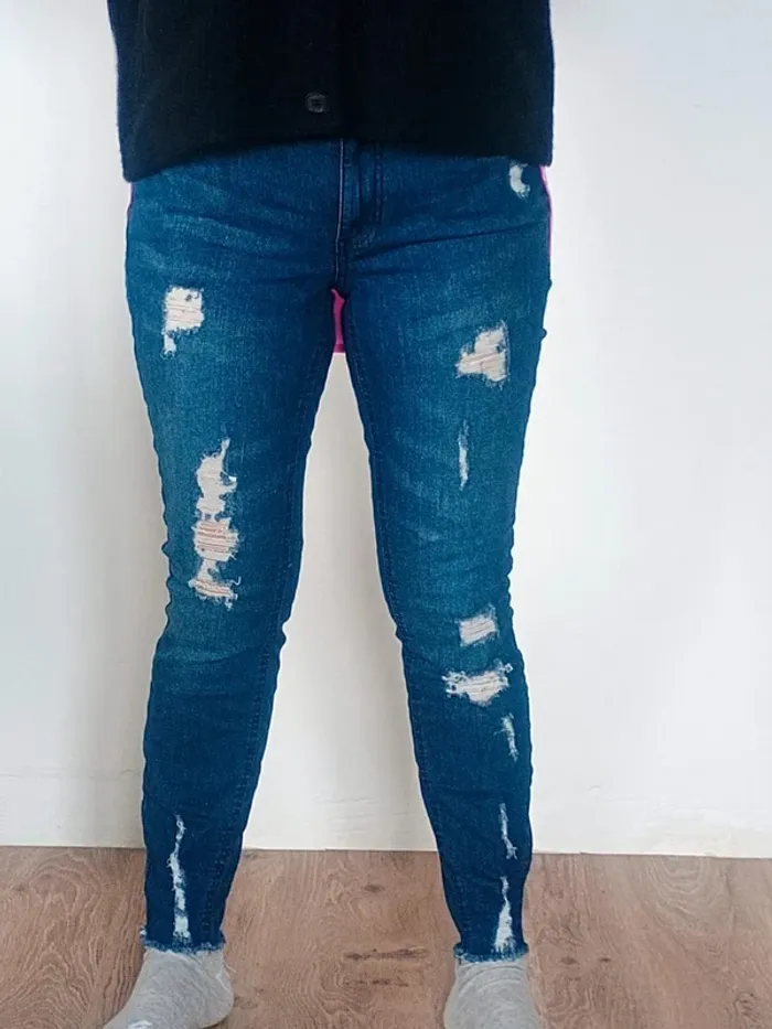 jeans skinny troué T40 - photo numéro 2