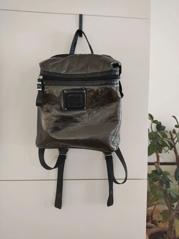 Sac à dos gris métallisé
Arthur & Aston