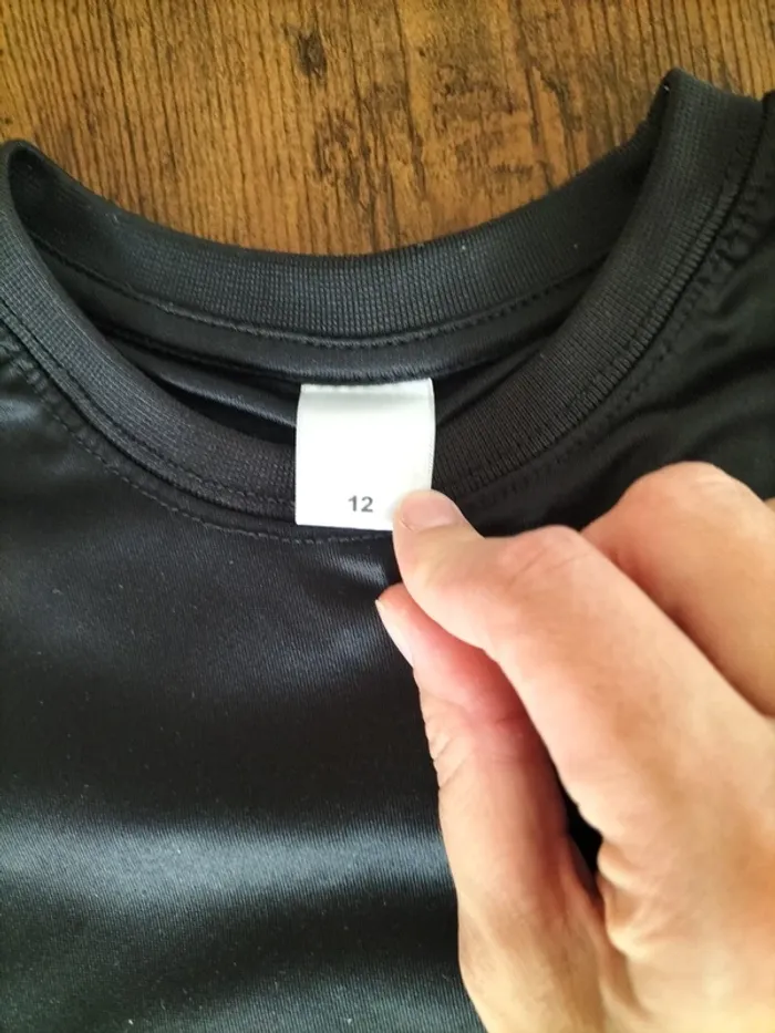 Tshirt noir ronaldo - photo numéro 3