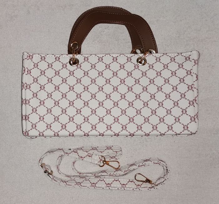 Lots de sac à main. Plusieurs formes et Plusieurs couleurs. Vente a l'unité ou en lots. - photo numéro 5