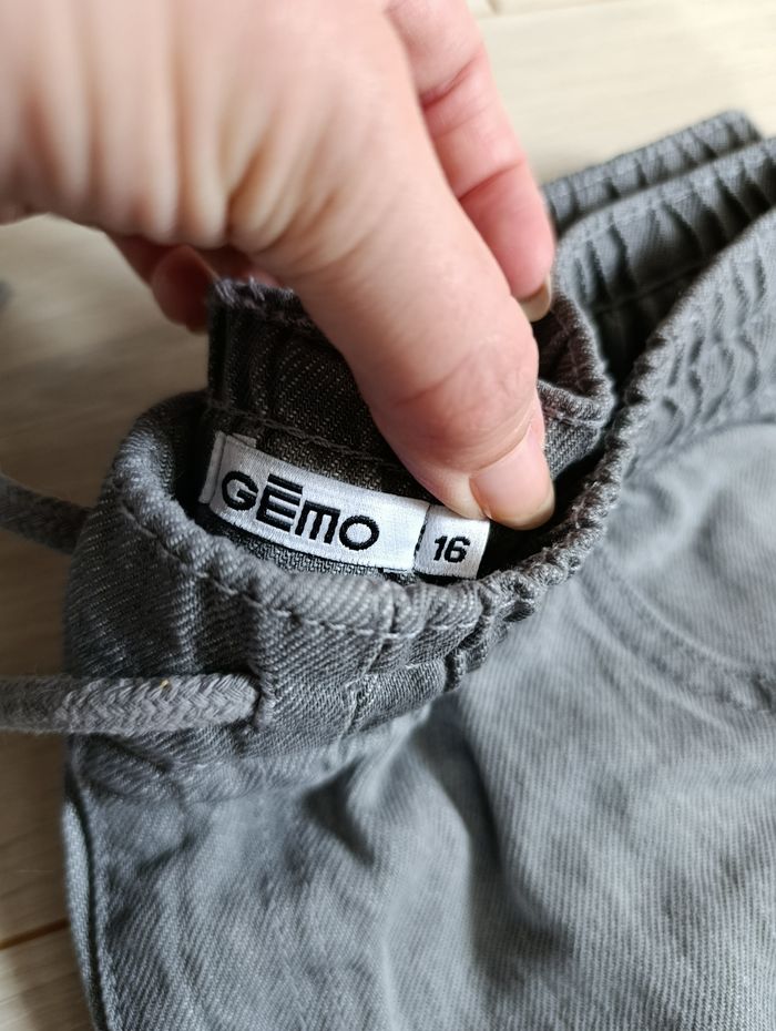 Lot de 3 bermudas en jean garçon taille 16 ans - photo numéro 5