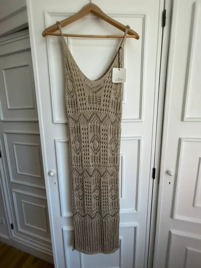 Robe longue en maille à col licou - photo numéro 2