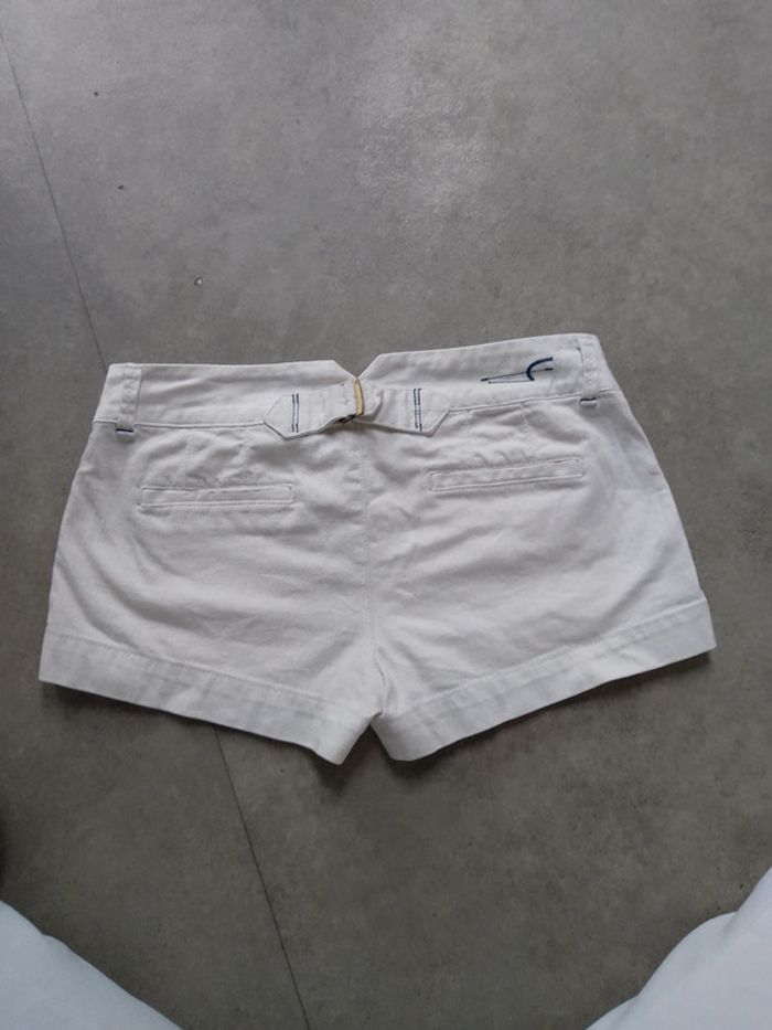 Short blanc - photo numéro 7