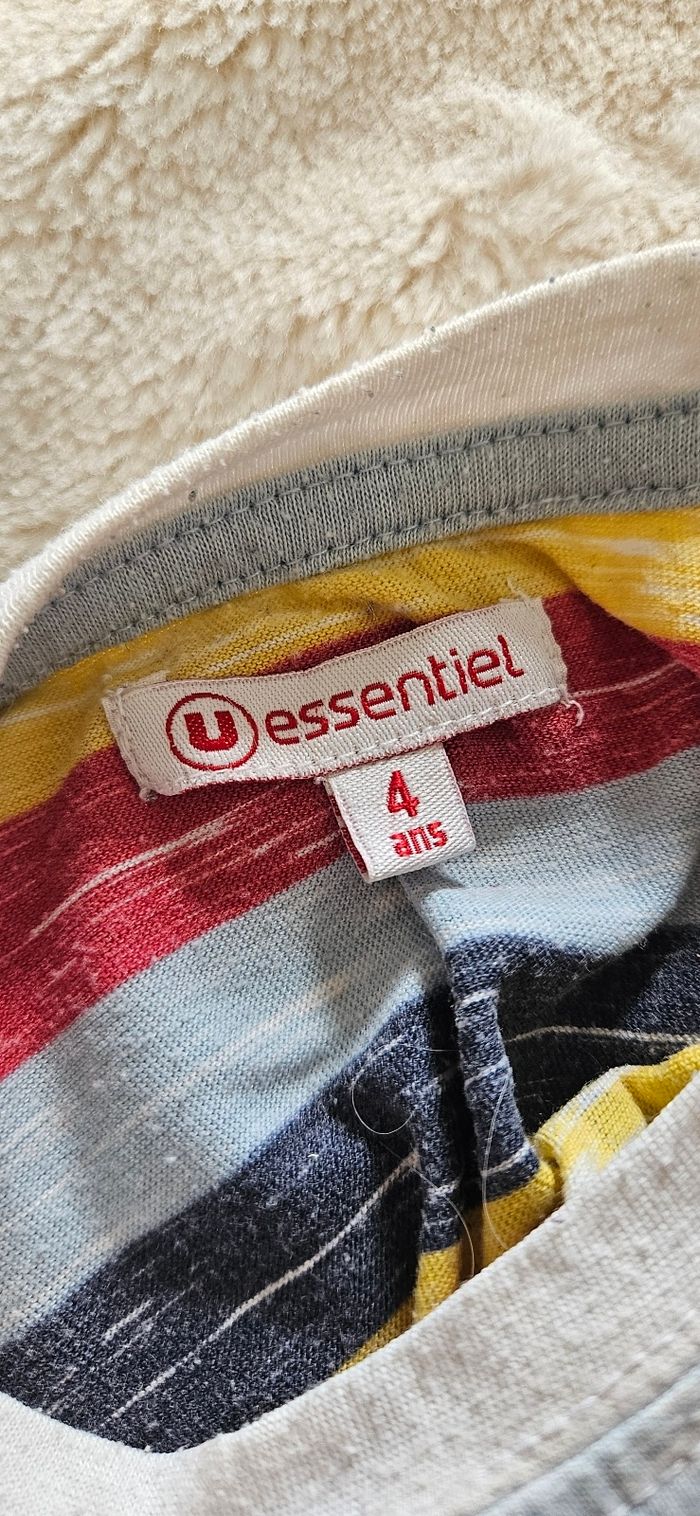 T shirt garçon 4 ans - photo numéro 3