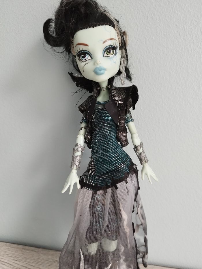 Poupée Monster high Frankie Stein ghouls rule - photo numéro 2