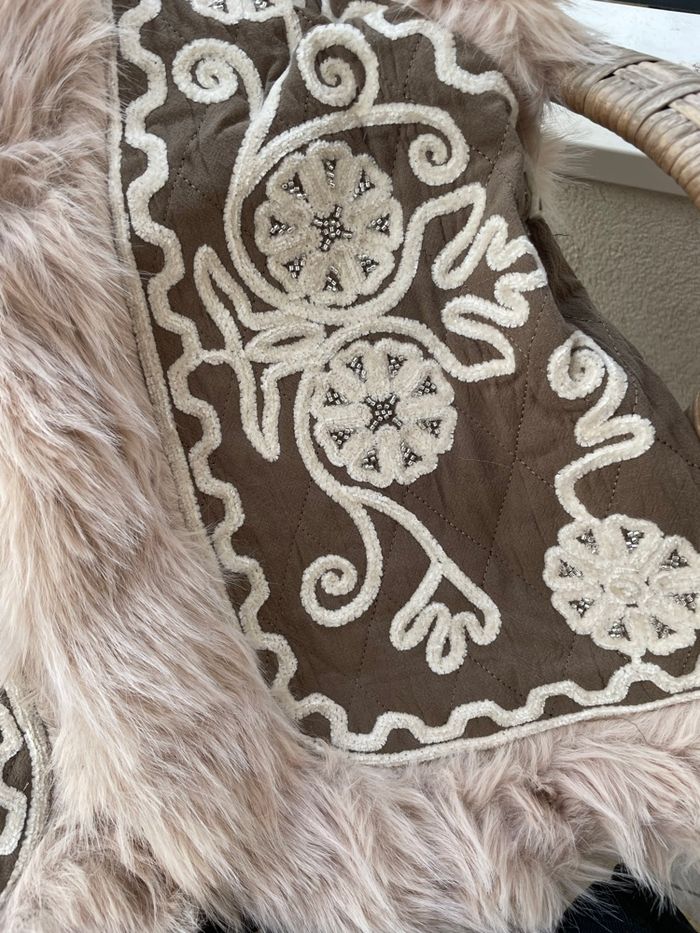 Gilet kaki brodé - photo numéro 3