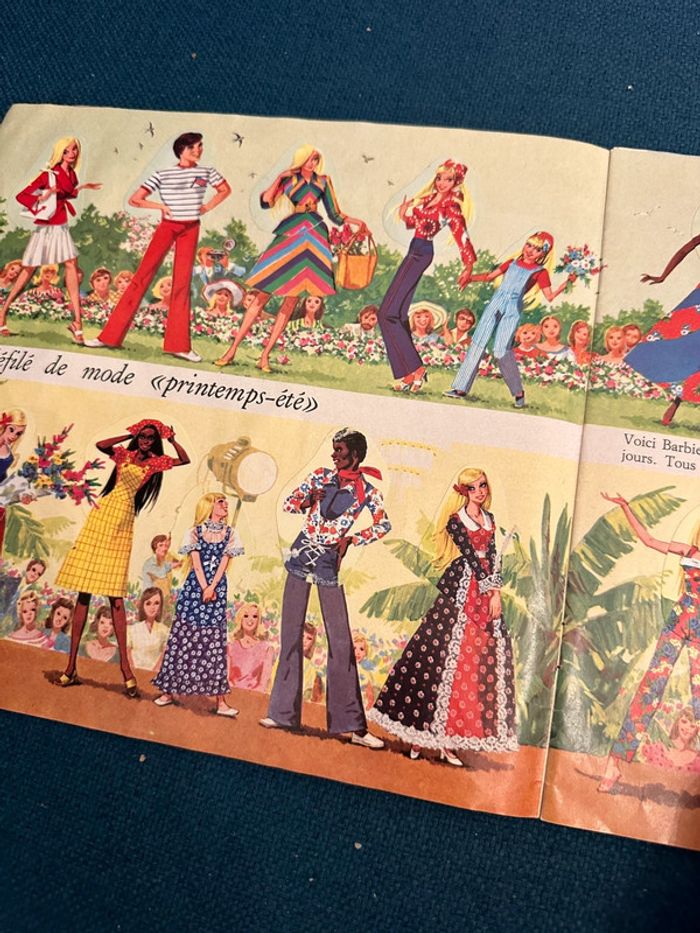 Album livre vignettes Panini ancien 1976 complet Barbie stickers autocollants - photo numéro 8