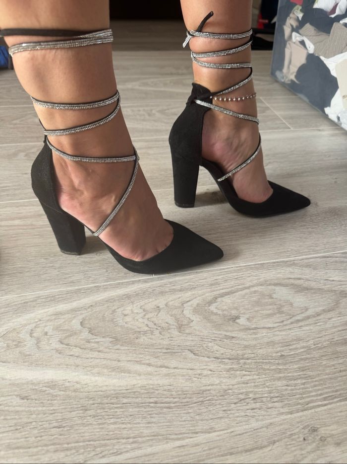 Talons femme - photo numéro 2
