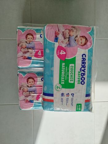 Couches Carryboo taille 4