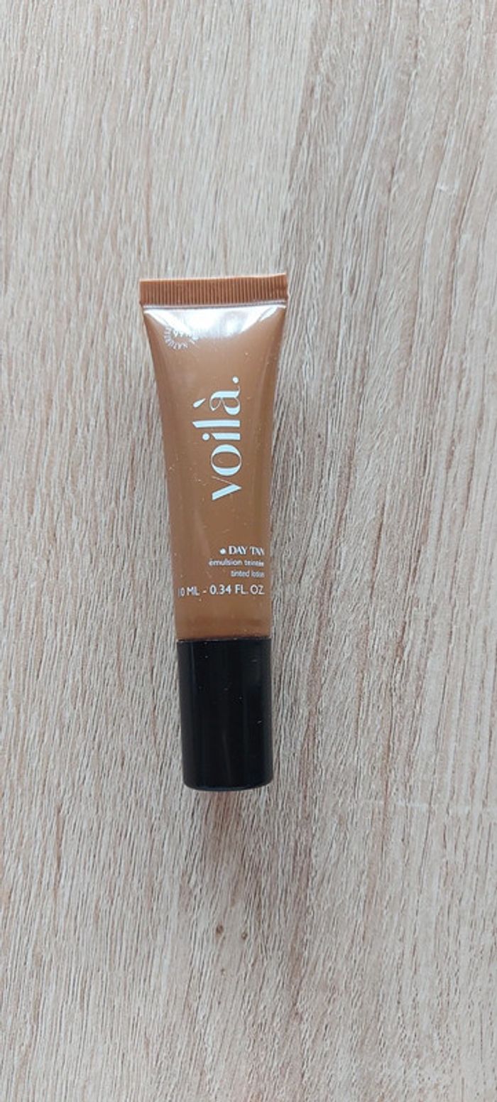 🌞 Produit : Émulsion teintée – 10 ml – Neuve