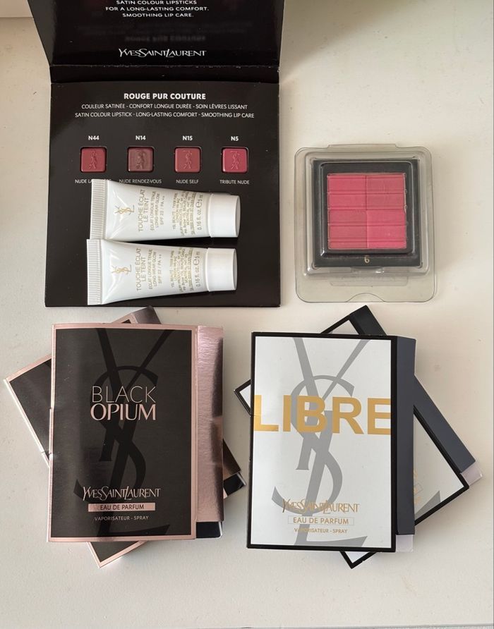 Yves saint Laurent -maquillage -parfume