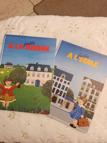 Lot de 2 livres "Julie" - Collection Citoyen en herbe