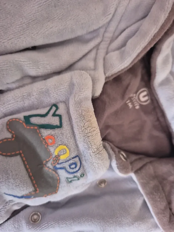 Combinaison / manteau 1 mois - photo numéro 3