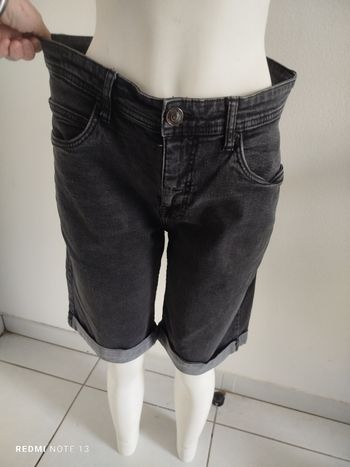 #kytie44homme. Bermuda taille 44