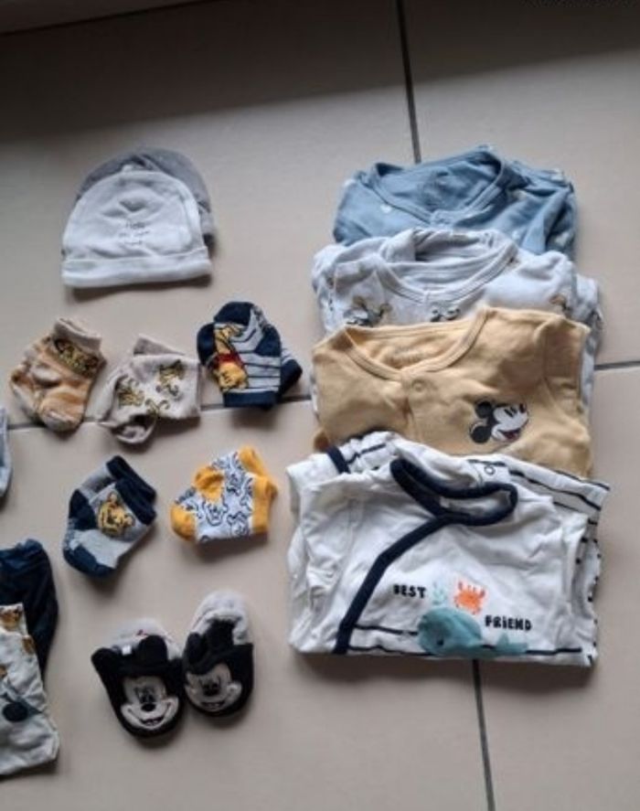 Lot vêtement bébé - photo numéro 2