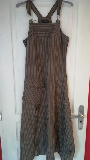 Robe salopette Kiabi T. 40